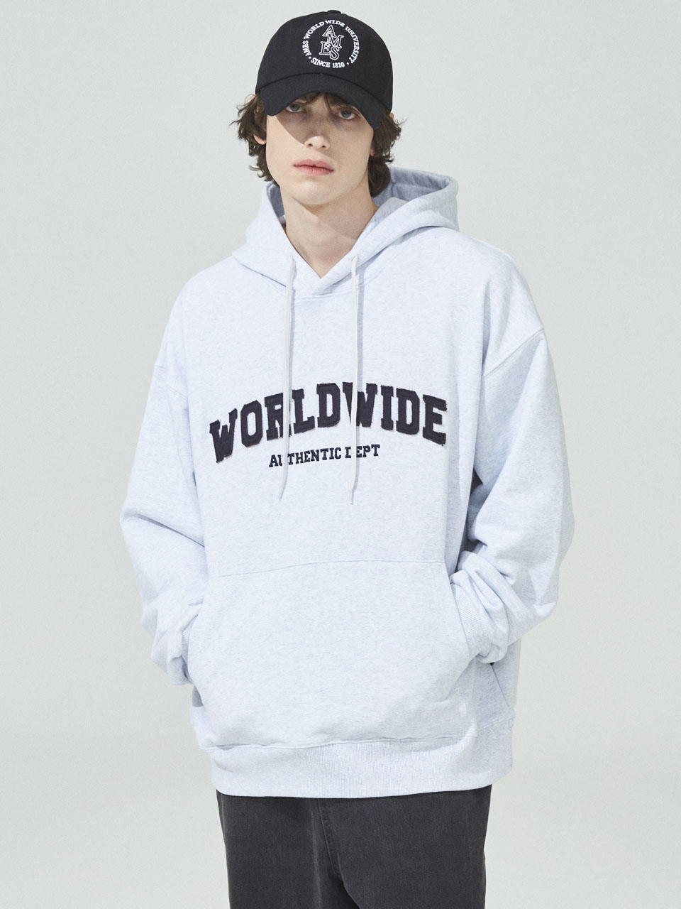 WORLDWIDE AUTHENTIC PATCH HOODIE_GY(22SPTP02)